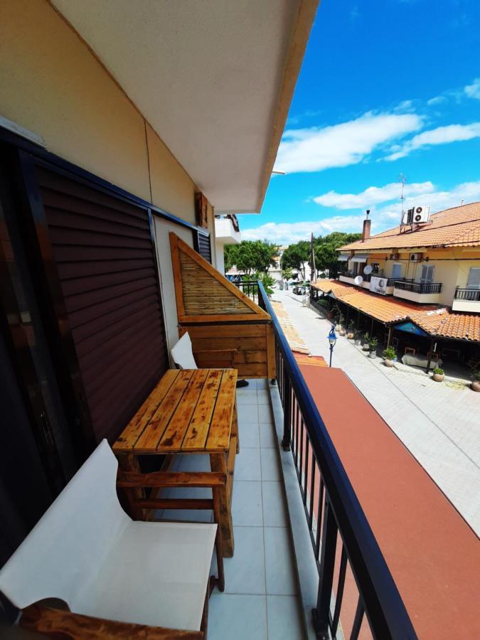 Mariza Apartments -studios Hanioti Esterno foto