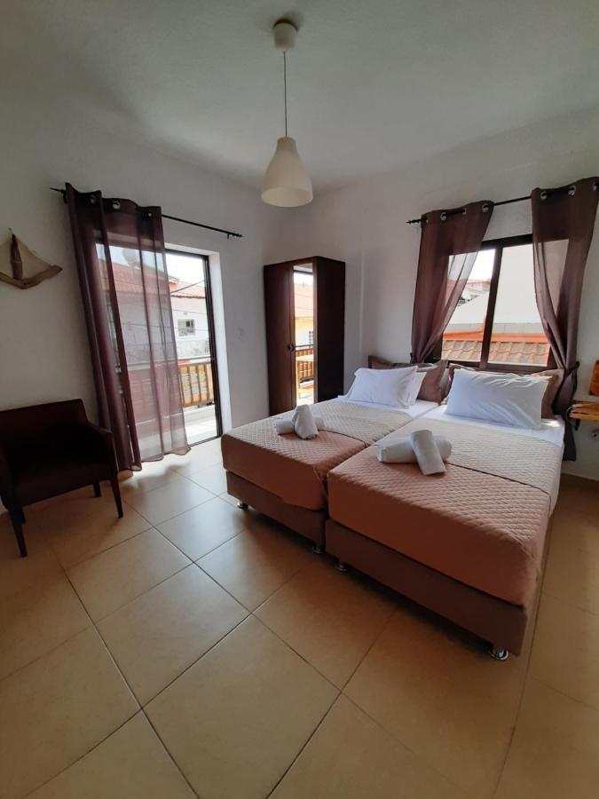 Mariza Apartments -studios Hanioti Esterno foto