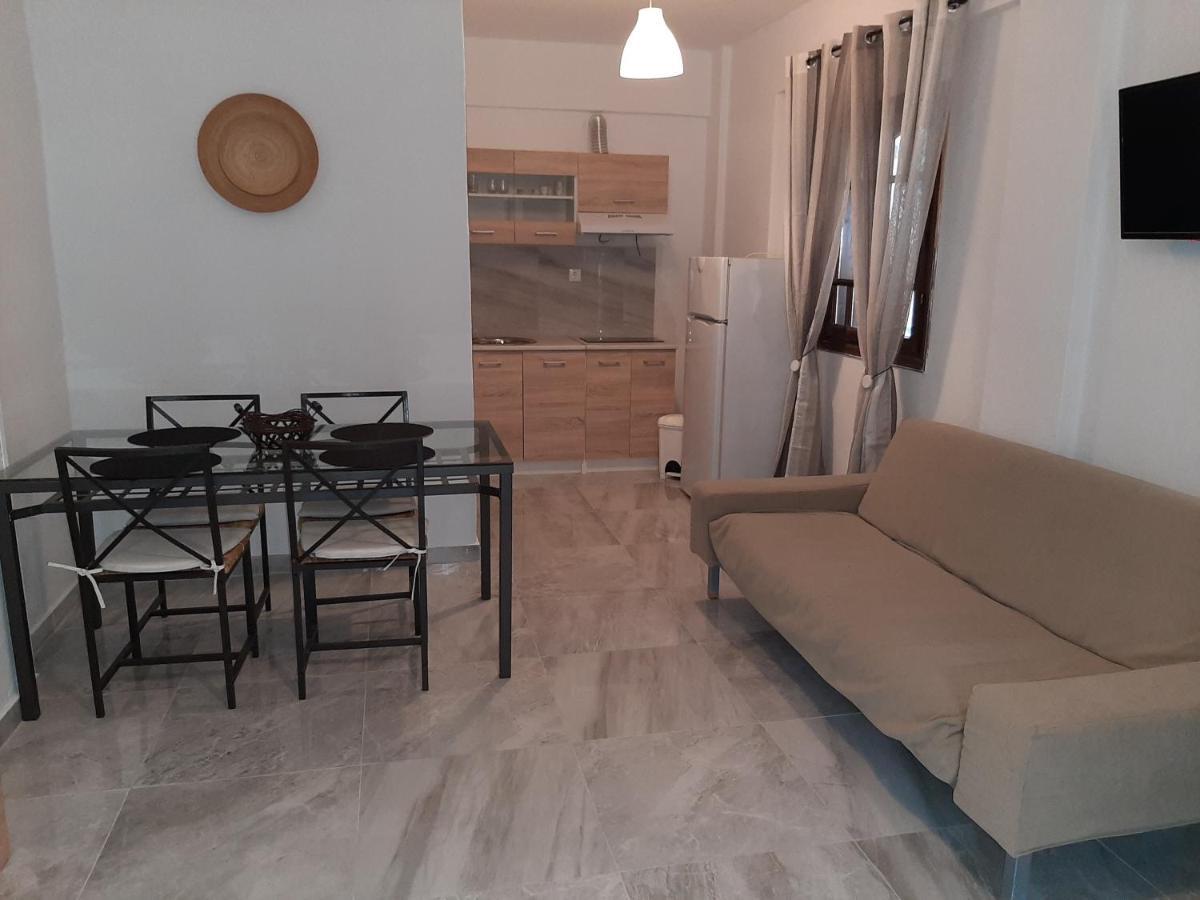 Mariza Apartments -studios Hanioti Esterno foto
