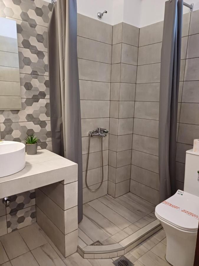 Mariza Apartments -studios Hanioti Esterno foto