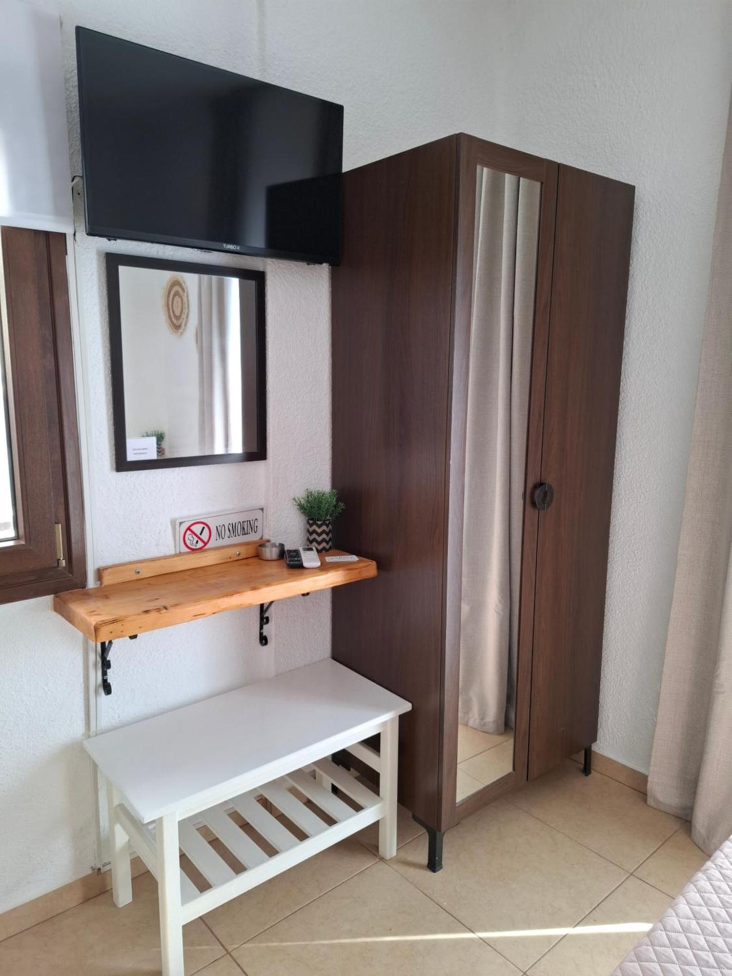 Mariza Apartments -studios Hanioti Esterno foto